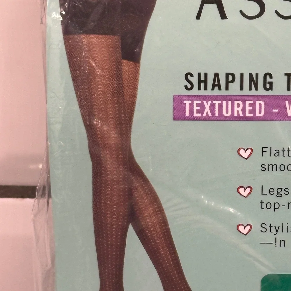 Love Your Assets Women Size 3 Shaping Tights Black Textured Wish Bone Spanx
